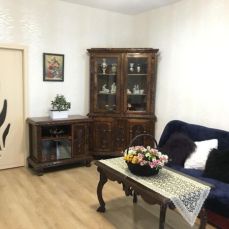 Appartamento Newly Renovated House Tbilisi Esterno foto