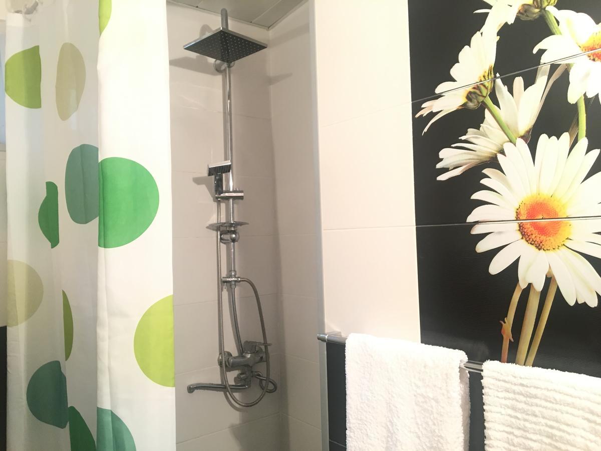 Appartamento Newly Renovated House Tbilisi Esterno foto
