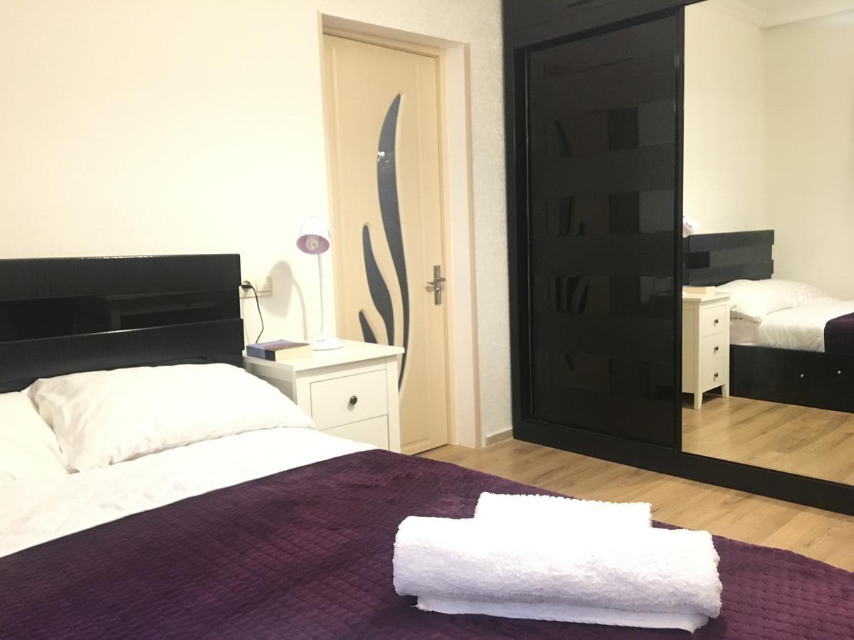 Appartamento Newly Renovated House Tbilisi Esterno foto